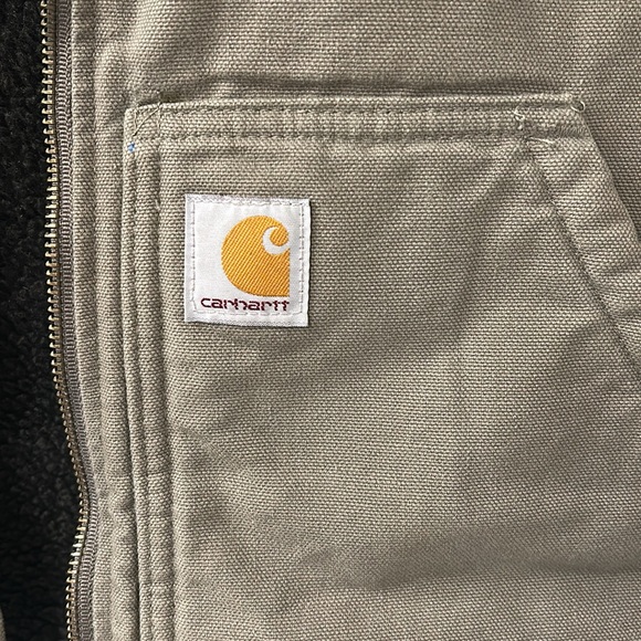 Carhartt Washed Duck Sherpa-Lined Vest for Men - Picture 6 of 8